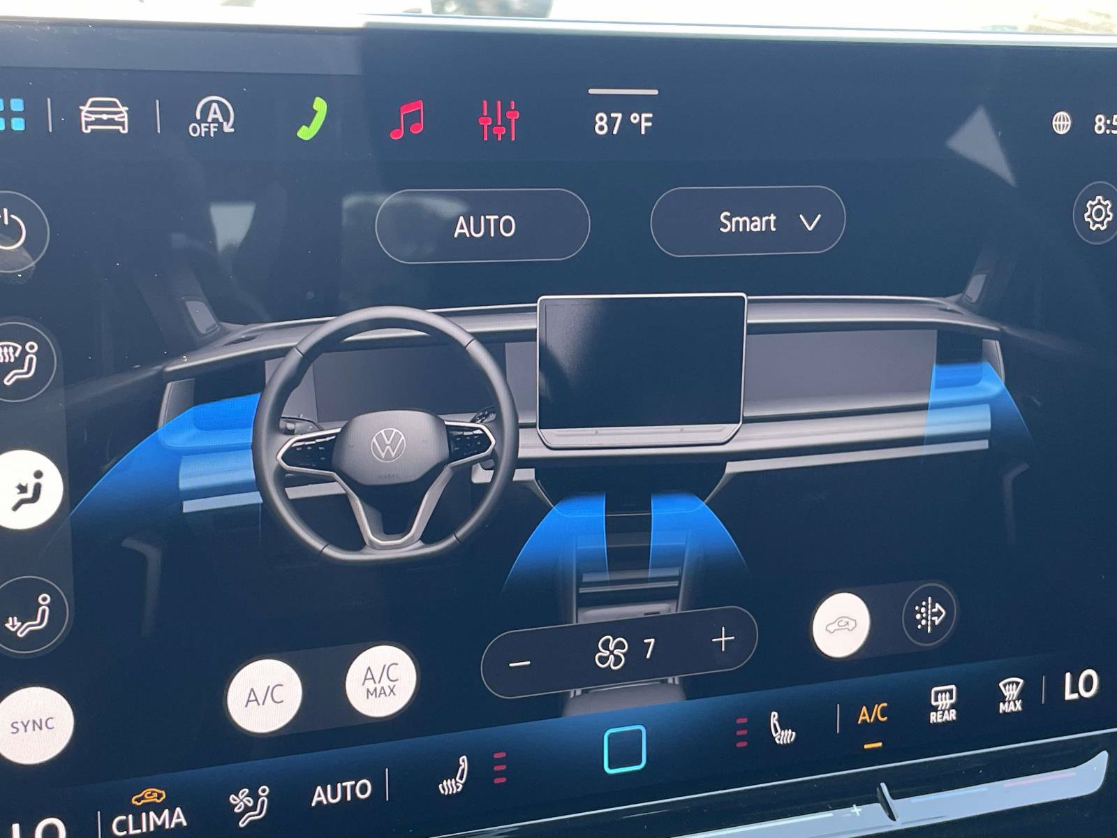 New 2026 Volkswagen Tiguan SE R-Line FWD image 25