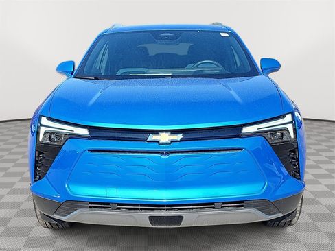 New 2025 Chevrolet Blazer EV LT image 2