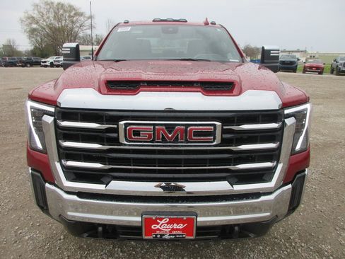 New 2026 GMC Sierra 2500 SLT AWD/4WD image 11