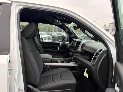 New 2026 RAM 1500 Express AWD/4WD image 26
