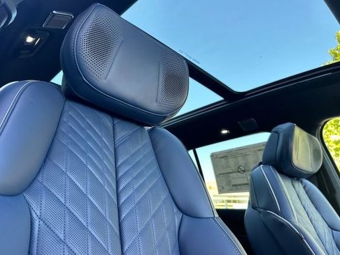 New 2026 Cadillac Vistiq Premium Luxury w/ LPO, Floor Liner Package image 16