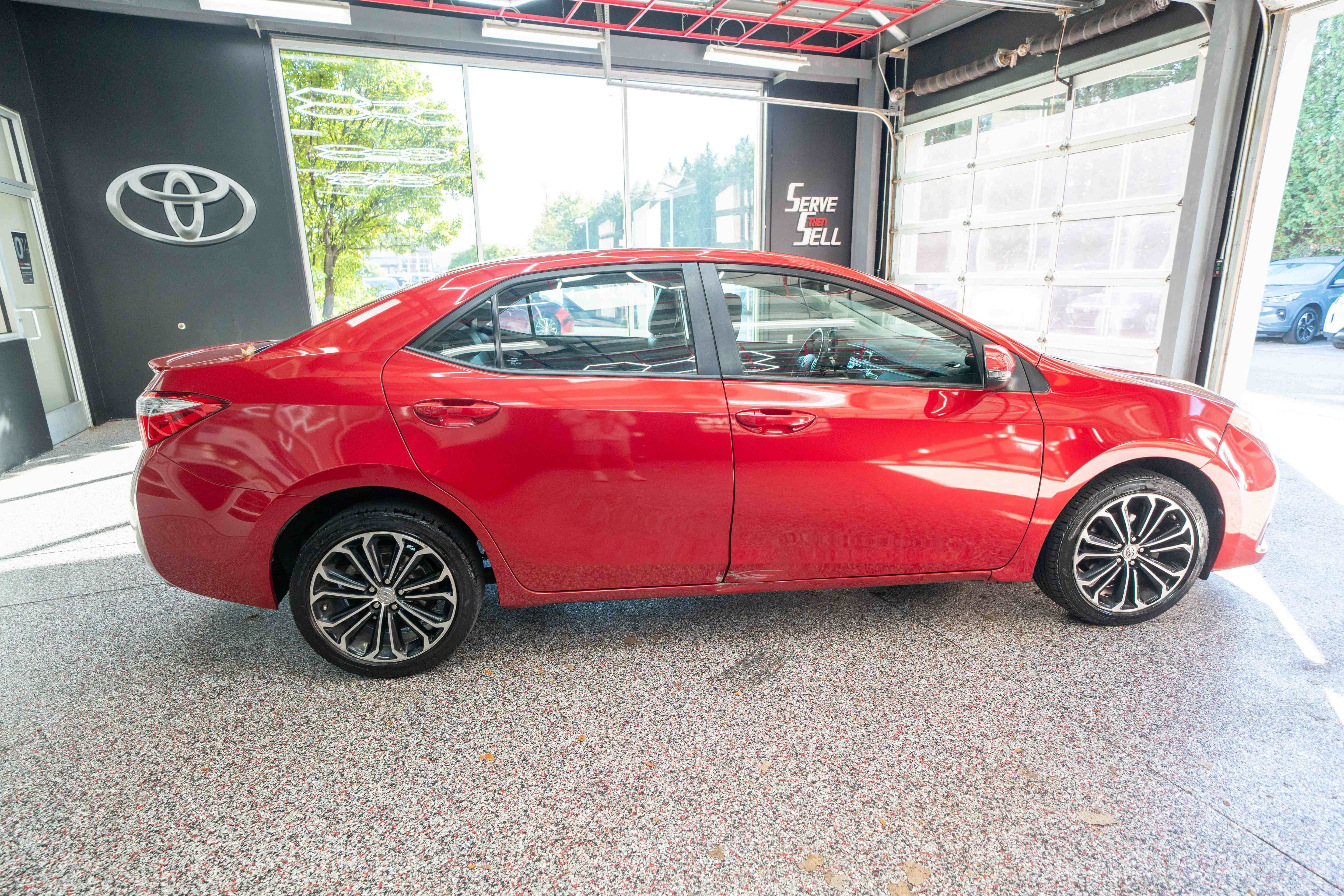 Used 2014 Toyota Corolla S FWD image 4