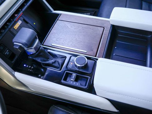 Used 2024 Toyota Sequoia Capstone image 20