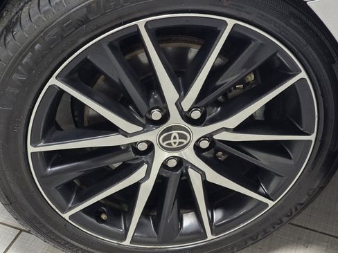 Certified 2024 Toyota Camry SE image 6