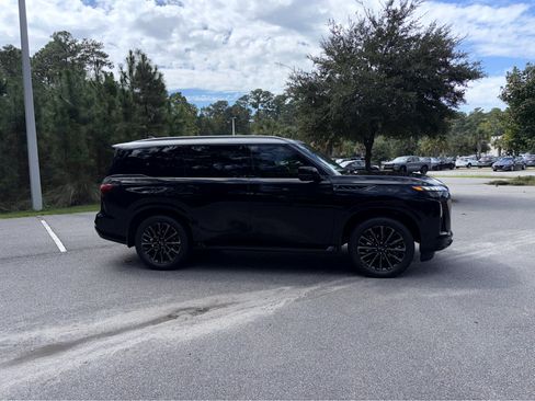 New 2026 INFINITI QX80 Autograph w/ Premium Cargo Package image 8
