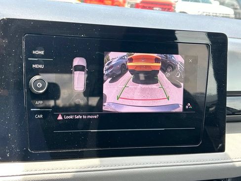 Certified 2025 Volkswagen Taos S FWD image 32