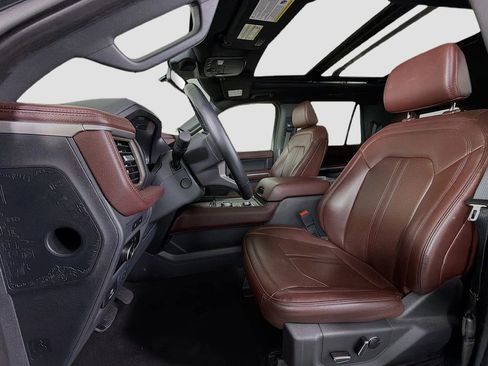Used 2024 Ford Expedition Max Limited image 13