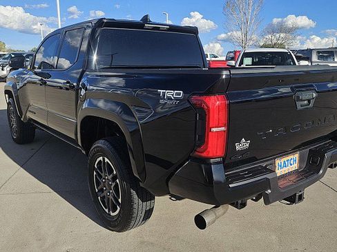 Used 2025 Toyota Tacoma TRD Sport image 22
