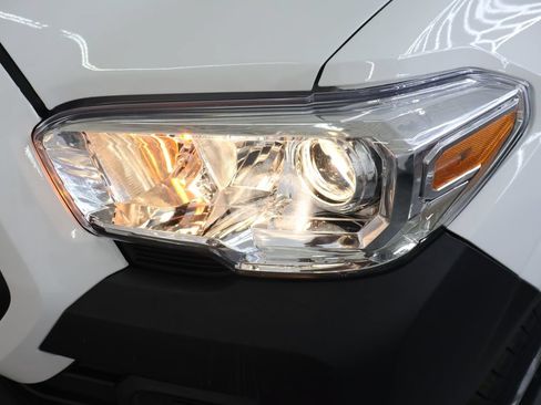 Used 2019 Toyota Tacoma SR RWD image 28