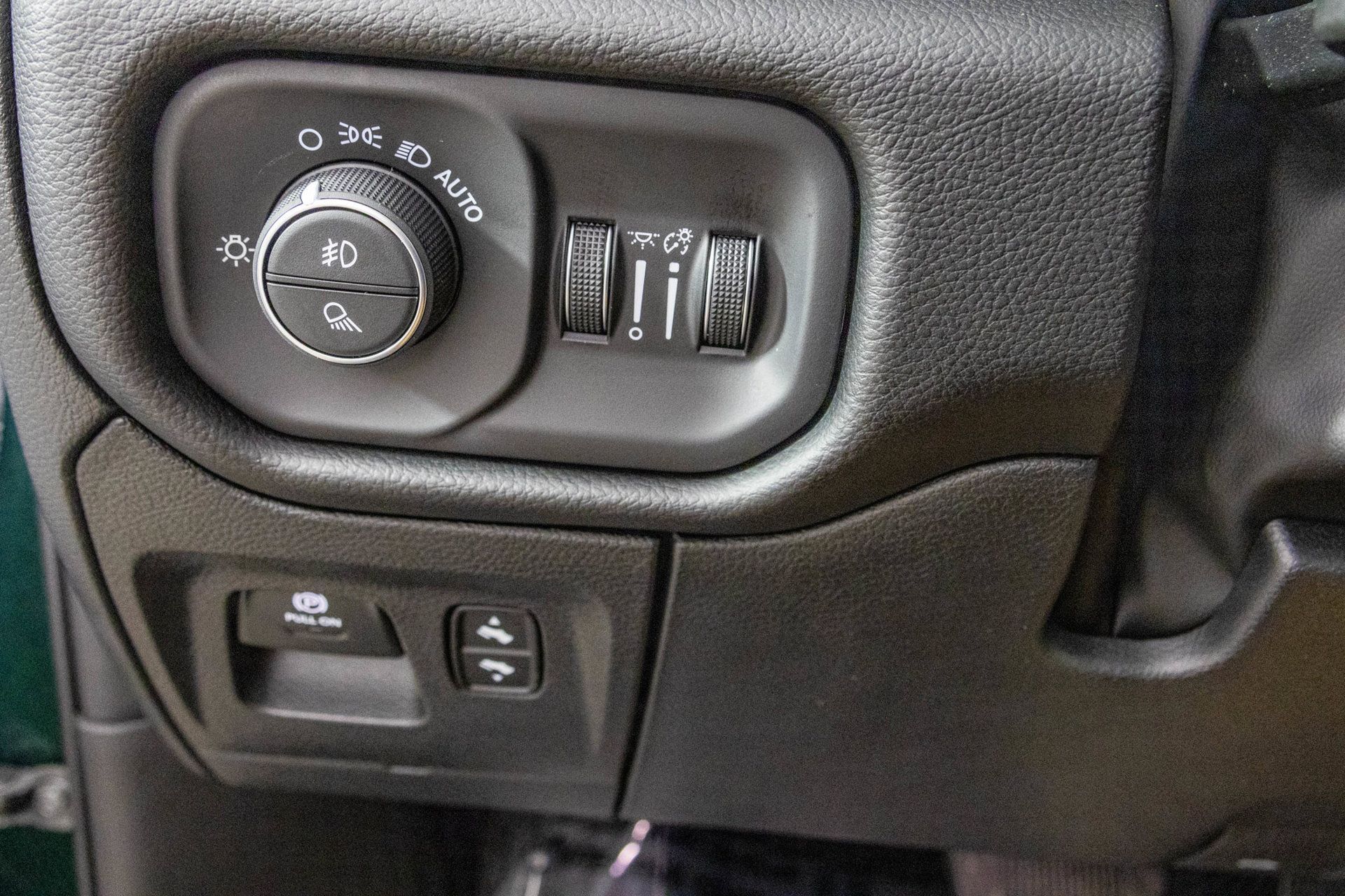 New 2027 RAM 1500 Rebel AWD/4WD image 31