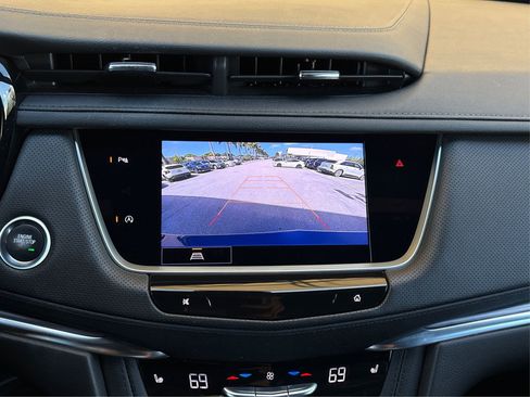 Used 2023 Cadillac XT5 Luxury FWD image 23