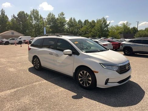 Used 2024 Honda Odyssey EX-L image 4