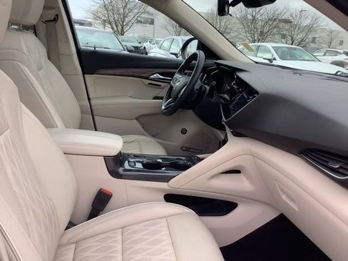 Used 2021 Buick Envision Avenir w/ Technology Package II AWD/4WD image 27