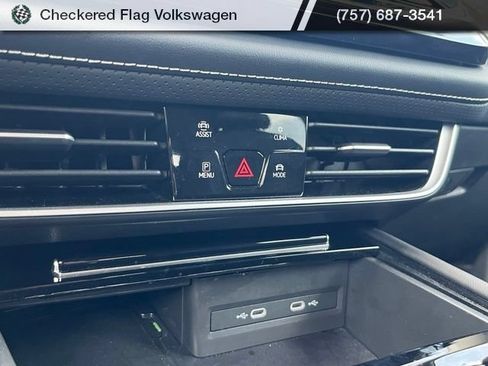Used 2026 Volkswagen Atlas SE AWD/4WD image 40