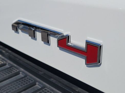 Used 2021 GMC Sierra 1500 AT4 AWD/4WD image 8