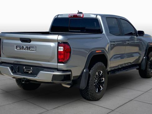 Used 2025 GMC Canyon AT4 w/ Technology Plus Package AWD/4WD image 12