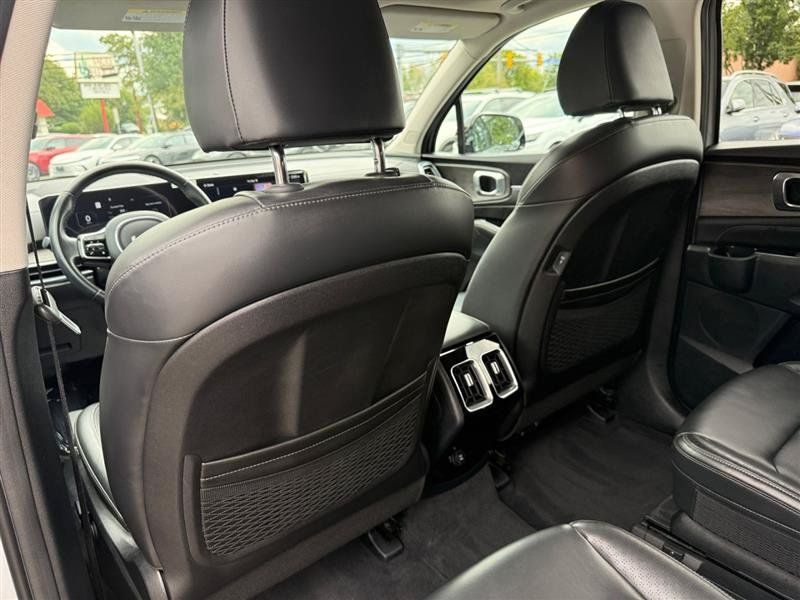 Used 2024 Kia Sorento SX AWD/4WD image 39