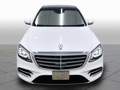 Used 2019 Mercedes-Benz S 560 Sedan image 4