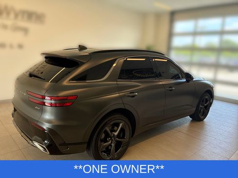 Used 2026 Genesis GV70 2.5T Sport Prestige AWD/4WD image 2