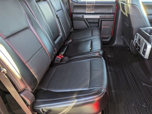 Used 2019 Ford F250 Lariat w/ Lariat Ultimate Package image 19