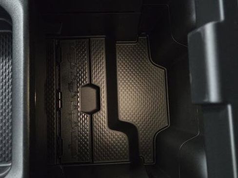 New 2026 RAM 1500 4x4 Crew Cab image 34