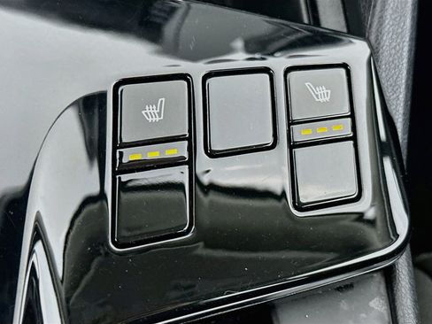 Used 2025 Kia Sportage LX AWD/4WD image 25