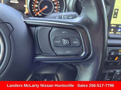 Used 2021 Jeep Gladiator Sport AWD/4WD image 25