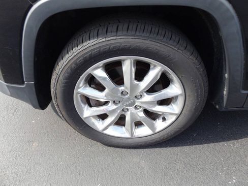 Used 2014 Jeep Cherokee Limited FWD image 33