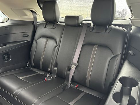 Used 2025 MAZDA CX-90 3.3 Turbo w/ Select Package image 16