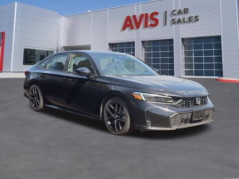 Used 2025 Honda Civic Sport image 3