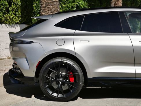 New 2026 Aston Martin DBX 707 image 15