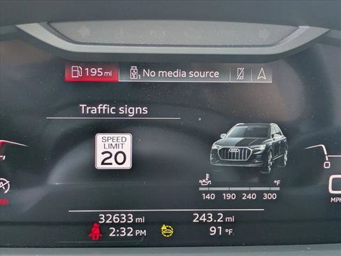 Used 2022 Audi Q3 2.0T Premium Plus AWD/4WD image 10
