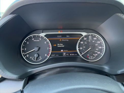 Certified 2025 Nissan Sentra SR image 14