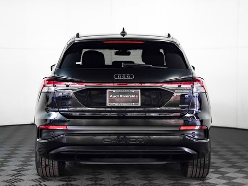 Used 2024 Audi Q4 e-tron Prestige w/ Black Optic Package image 13