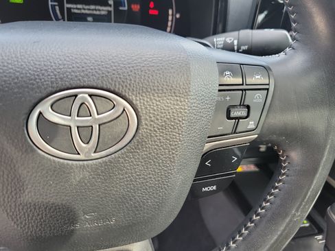 Used 2025 Toyota Camry SE w/ Multimedia Upgrade Package FWD image 28