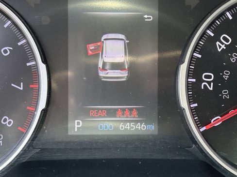 Used 2021 Toyota RAV4 XLE Premium FWD image 35