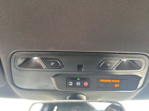 Used 2020 Chevrolet Camaro LT w/ RS Package image 32