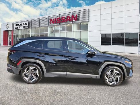 Used 2023 Hyundai Tucson Limited image 3