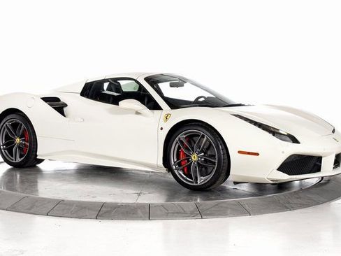 Certified 2017 Ferrari 488 Spider RWD image 14