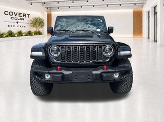 Used 2026 Jeep Wrangler Unlimited Rubicon AWD/4WD video 3