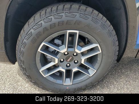 New 2026 GMC Terrain AT4 image 32