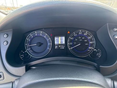 Used 2017 INFINITI QX50 2WD w/ Deluxe Touring Package image 12