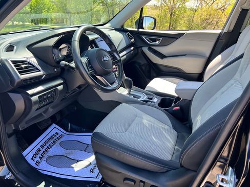 Used 2021 Subaru Forester Premium image 16