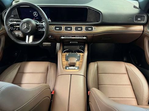 Certified 2024 Mercedes-Benz GLS 450 4MATIC image 13
