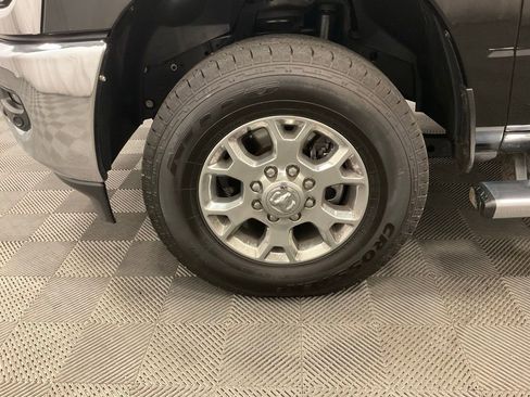 Used 2024 RAM 3500 Laramie image 14