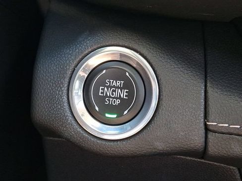 Used 2023 Buick Envision Essence w/ Technology Package I AWD/4WD image 26