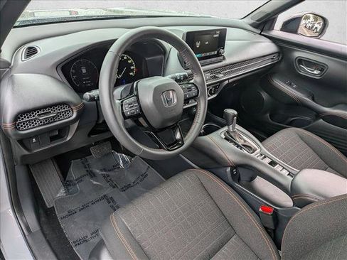 Used 2024 Honda HR-V Sport image 9