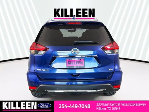 Used 2020 Nissan Rogue SV image 7