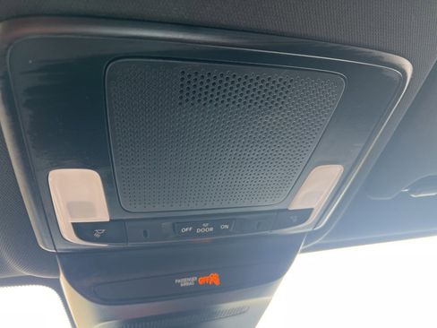 Used 2025 Honda HR-V Sport image 21