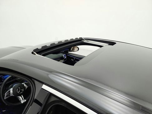 Certified 2022 Mercedes-Benz C 300 Sedan image 11